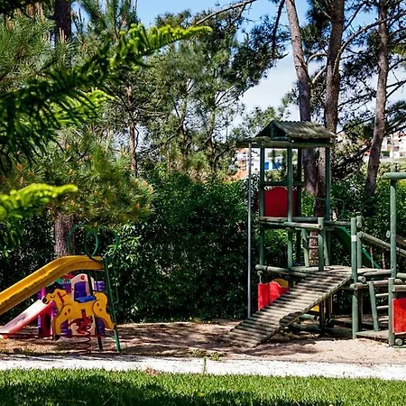 Lovely House With Shared Swimming Pool And Garden Σπίτι διακοπών