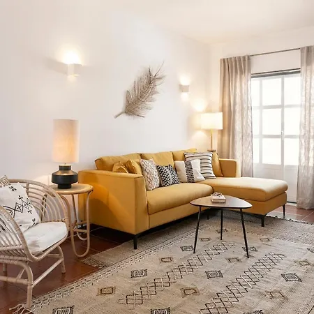 Σπίτι διακοπών Lovely House With Shared Swimming Pool And Garden *