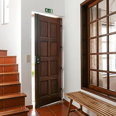 Lovely House With Shared Swimming Pool And Garden Ericeira